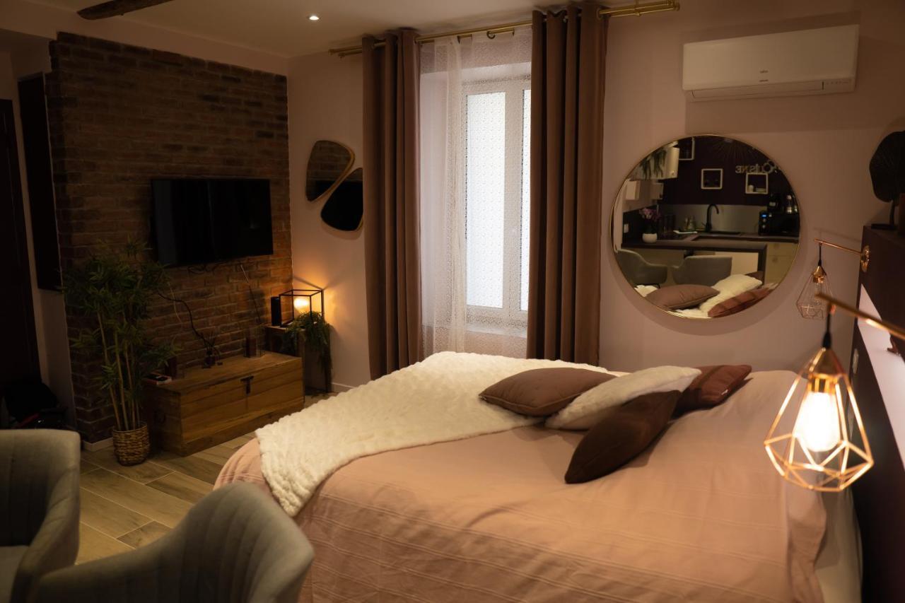 Studio Coeur De Ville Sanary Tres Cosy Parking Luaran gambar